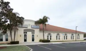 Exterior of Viera office of Water's Edge Dermatology in Florida
