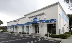 Exterior of West Palm Beach – Palm Beach Lakes office of Water's Edge Dermatology in Florida