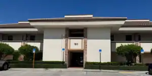Water's Edge Dermatology Lake Worth office exterior